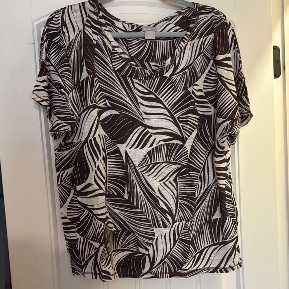 Chico's Black and White Relaxed Fit Blouse